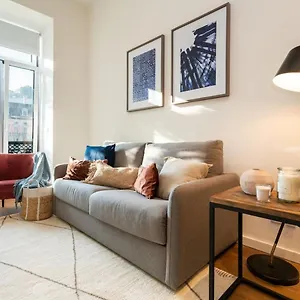 https://graceful-design-studio-with-romantic-view.hotels-lisbon-portugal.com